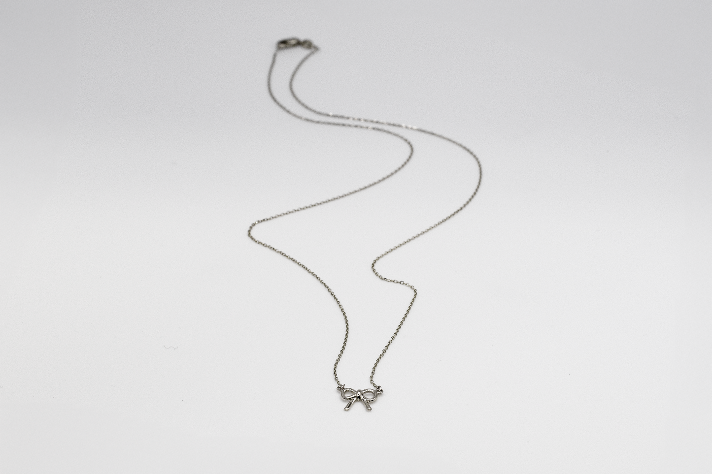 Bow Necklace