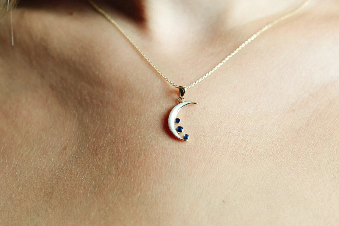Luna Necklace