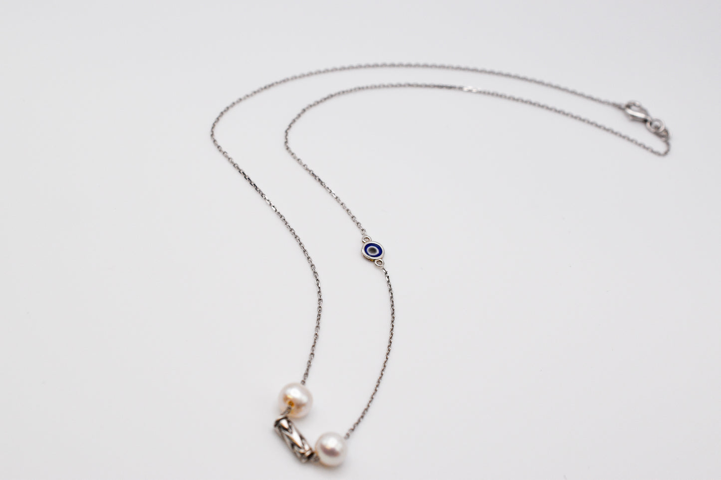 Radiant Trinity Necklace