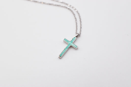 Cross Pendant Necklace