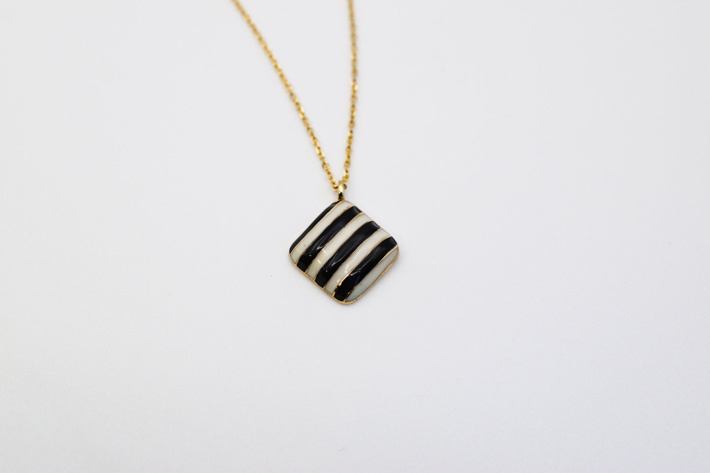 Striped Pendant Necklace