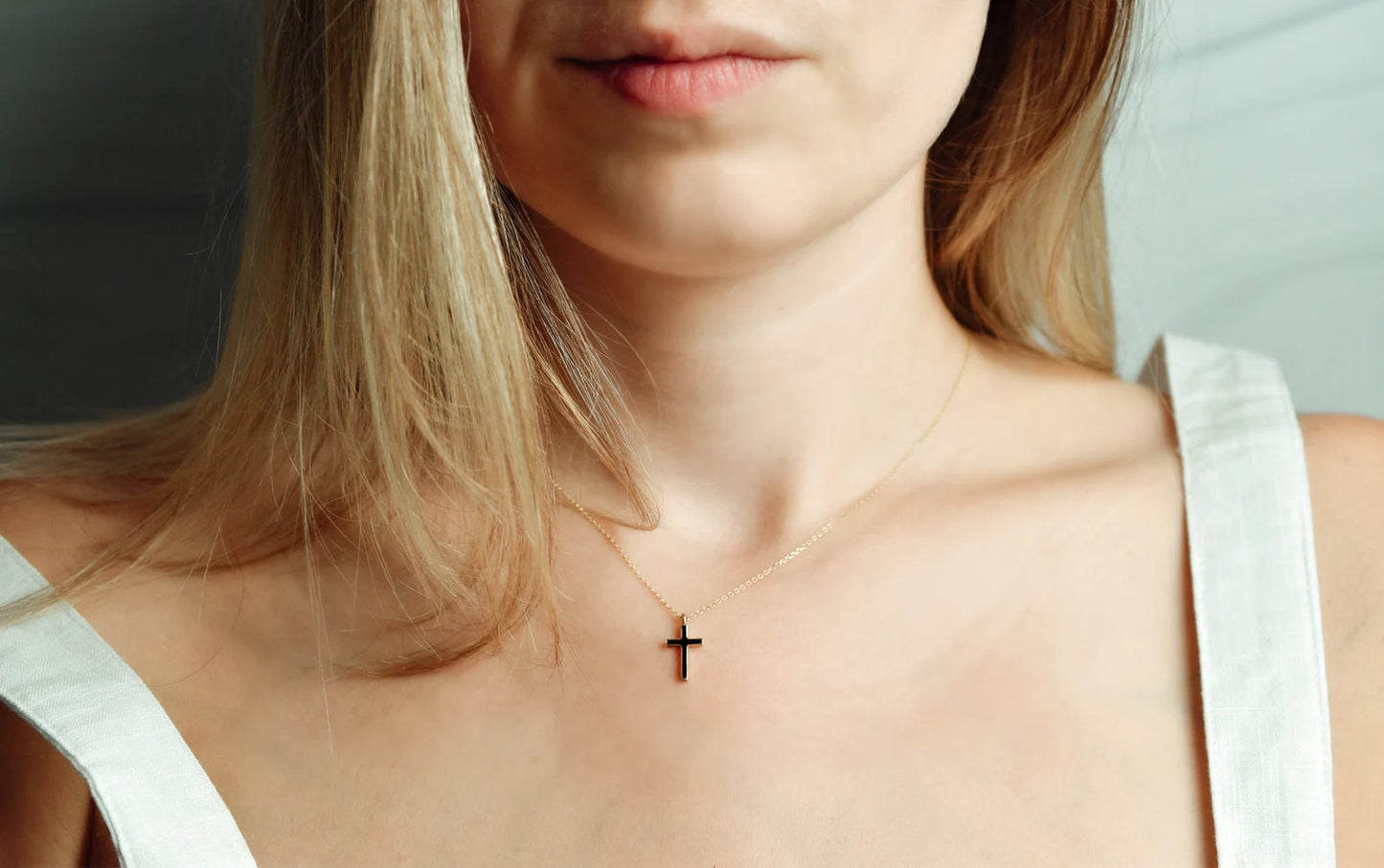 Cross Pendant Necklace